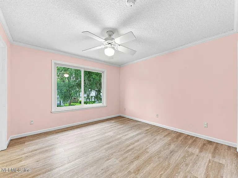 38 Tallwood Rd — Photo 26