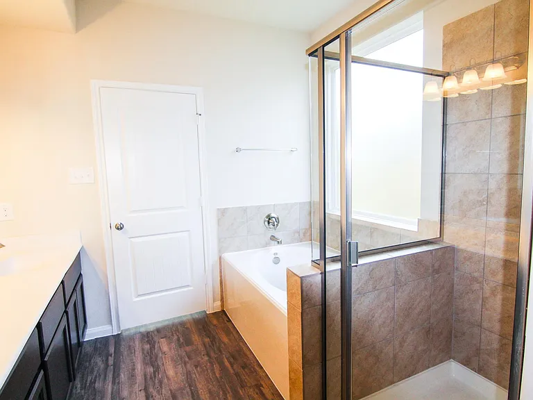 Westhope Dr — Photo 17