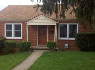 107 S Waverley St, Staunton, VA 24401