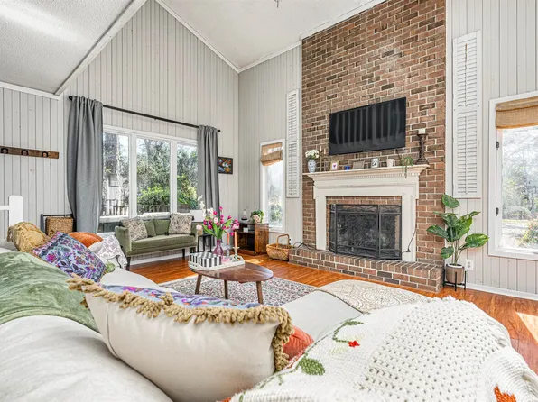 624 Cold Branch Dr, Columbia, SC 29223