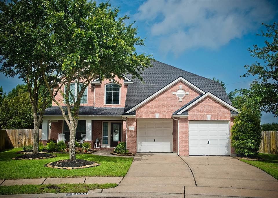 1st image of 21223 Dover Park Ln