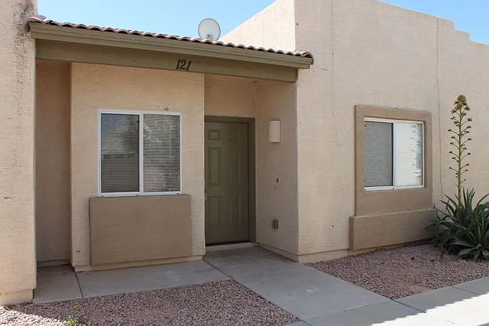 2300 E Magma Rd #121 — Photo 3