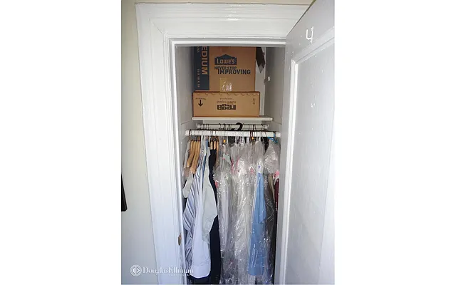 Rented by Douglas Elliman | media 16