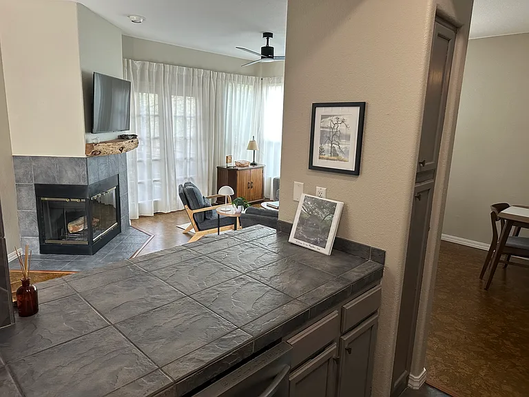 6655 N Canyon Crest Dr #23102 — Photo 18