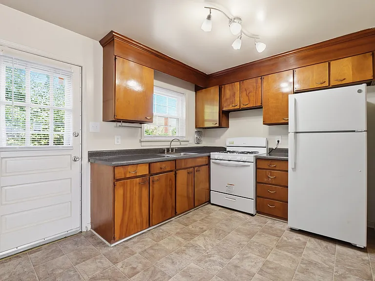 Townhouses of Chesterfield II — Photo 15