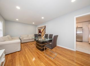 420 Cedar St, West Hempstead, NY 11552