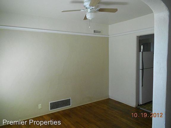2nd image of 1721 N Van Ness Ave APT 102