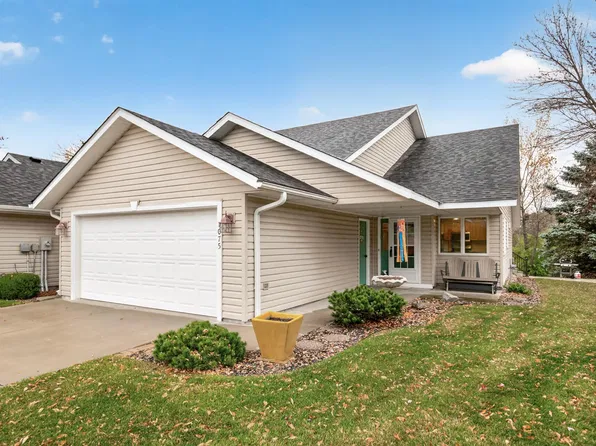 1075 Regency Ct, Hastings, MN 55033