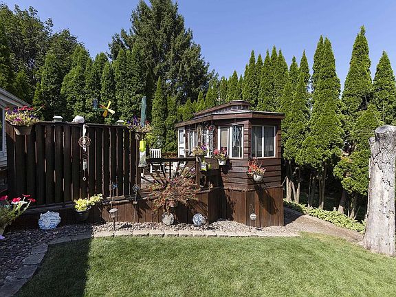 4th image of 1018 Monroe Street