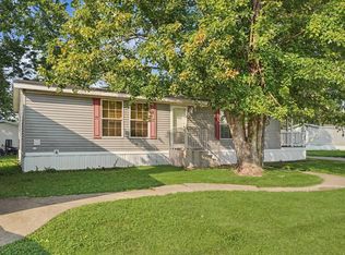 1226 Mason Cir, Urbana, IL 61802