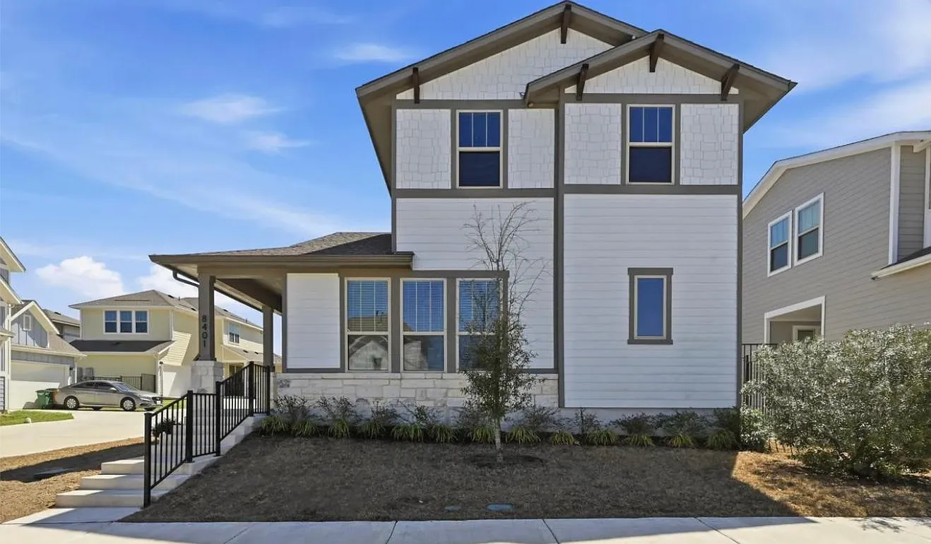8401 Orizzonte St — Photo 1