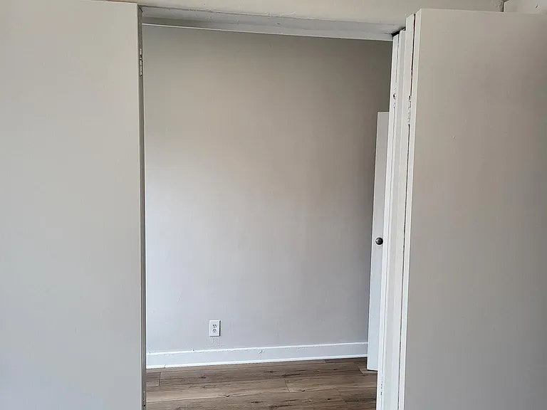 19 1/2 Wright Ave #2 — Photo 7