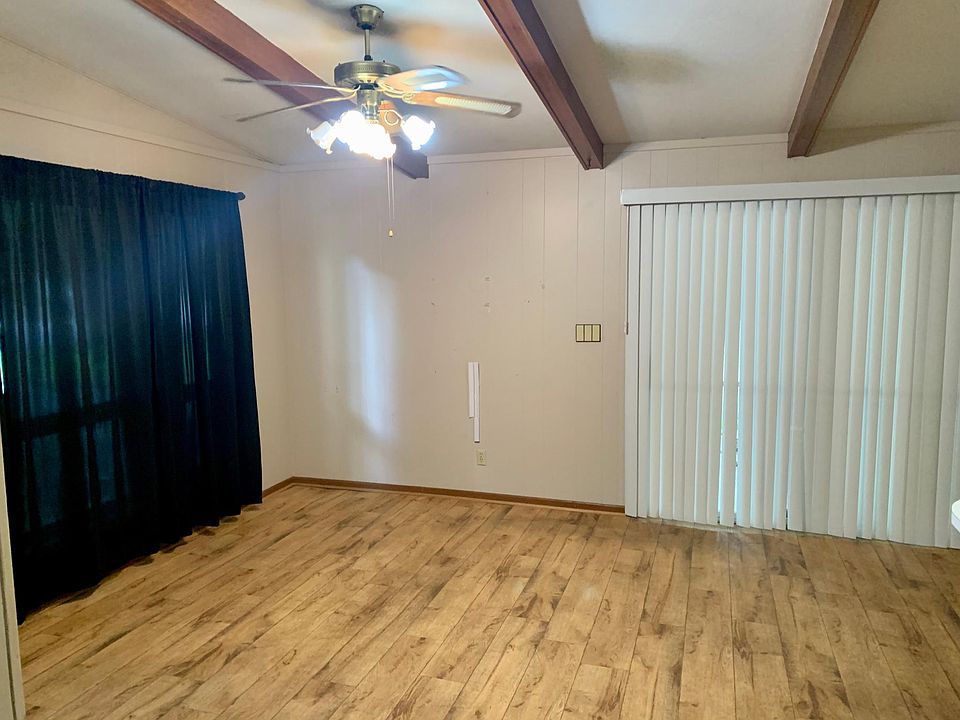 2nd image of 1018 N Union Ave