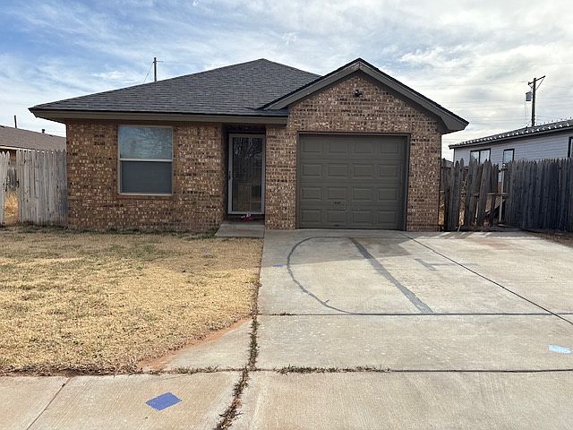 2nd image of 405 45th St
