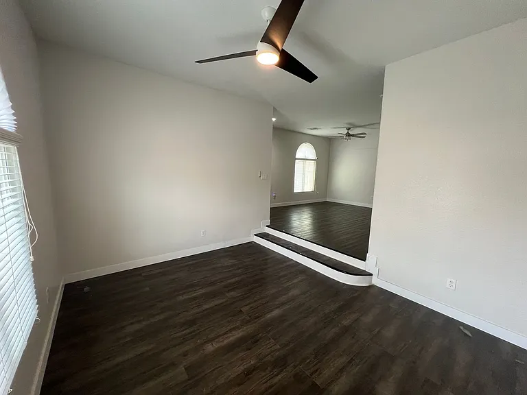 9401 Yellowshale St — Photo 6