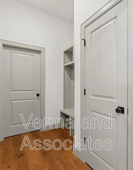 1221 Mammoth St — Photo 30