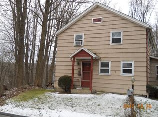 31 Hickok Ave, Bethel, CT 06801