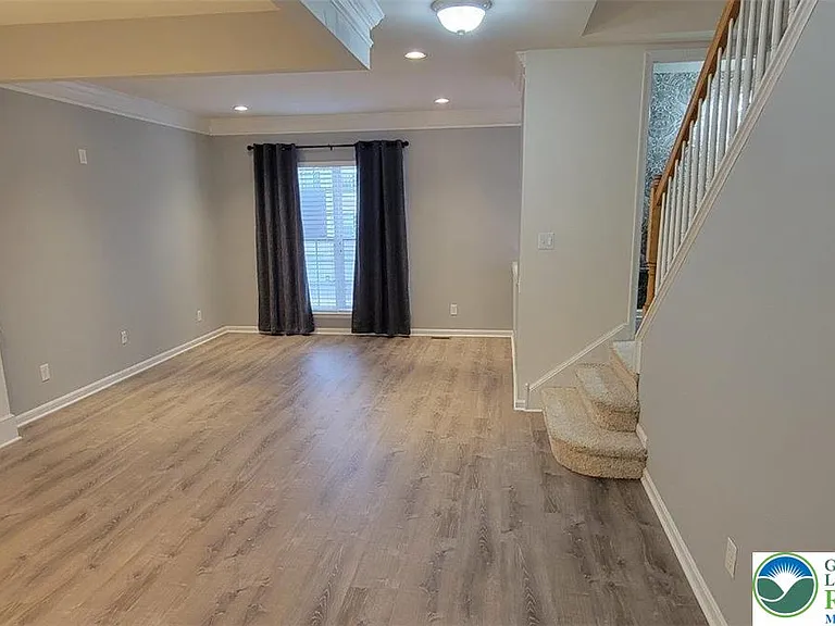 8486 Putnam Ct — Photo 12