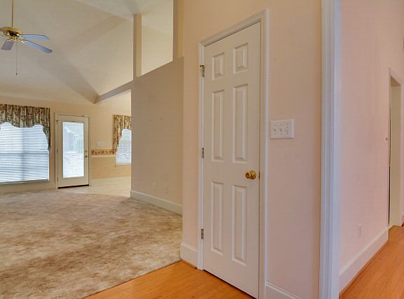 5th image of 505 Lake Keowee Ct