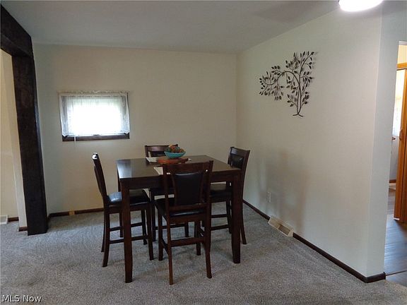 4th image of 3303 Akins Rd