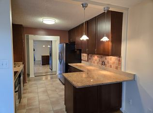 2311 Pimmit Dr APT 204, Falls Church, VA 22043
