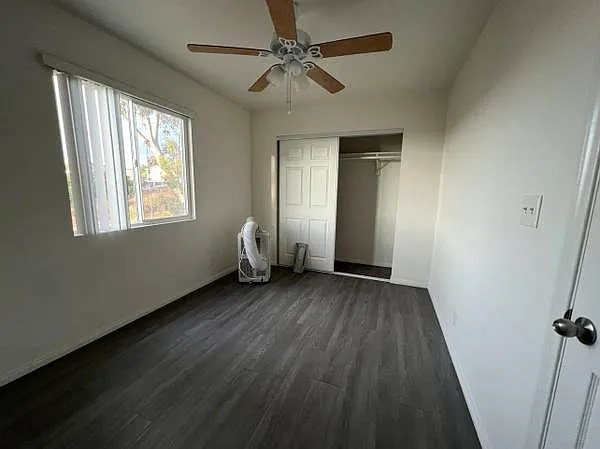 1 bed, 700 sqft, $2,300 — Photo 2