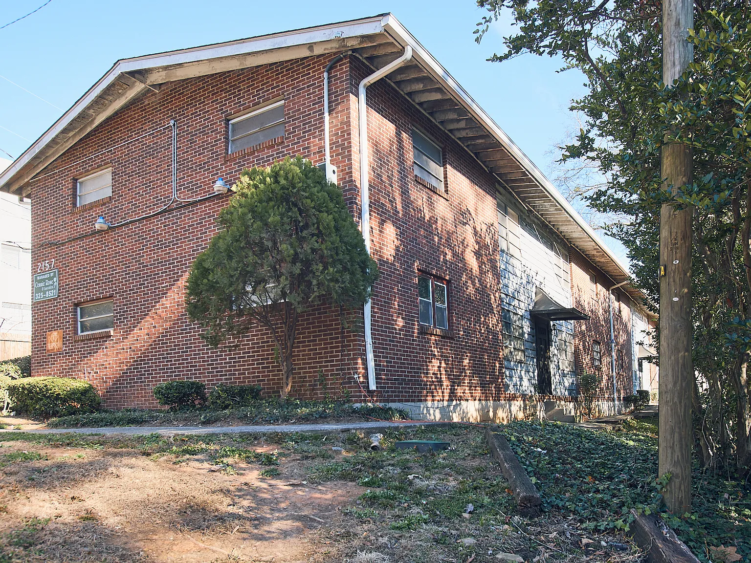 Lenox Apartments — Photo 3
