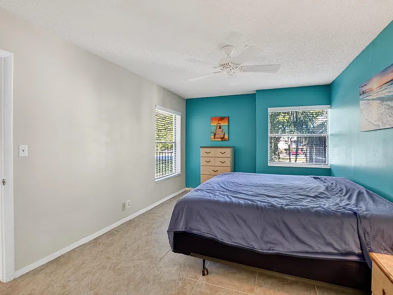 265 SE 10th St #11C — Photo 21