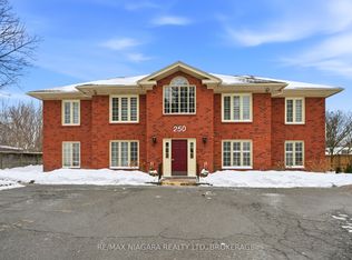 250 Linwell Rd #202, Saint Catharines, ON L2N1S2