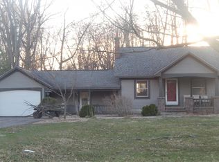 18285 Loveland St, Livonia, MI 48152