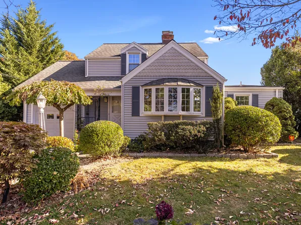 77 Walter Avenue, Norwalk, CT 06851