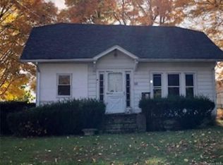 56 North St, Pine Bush, NY 12566
