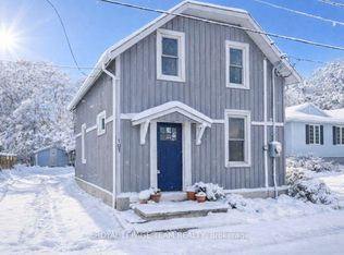 107 Queen St N, Renfrew, ON K7V 2A4