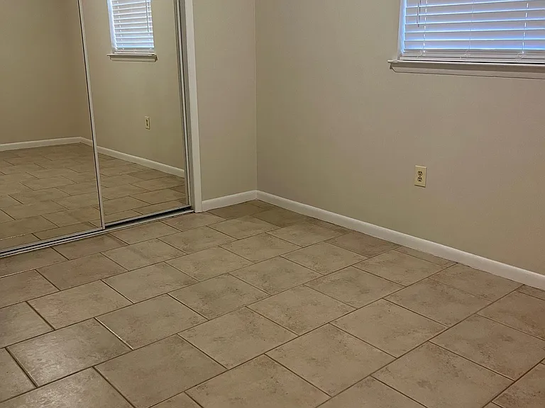 222 Oakdale Ave #A — Photo 5