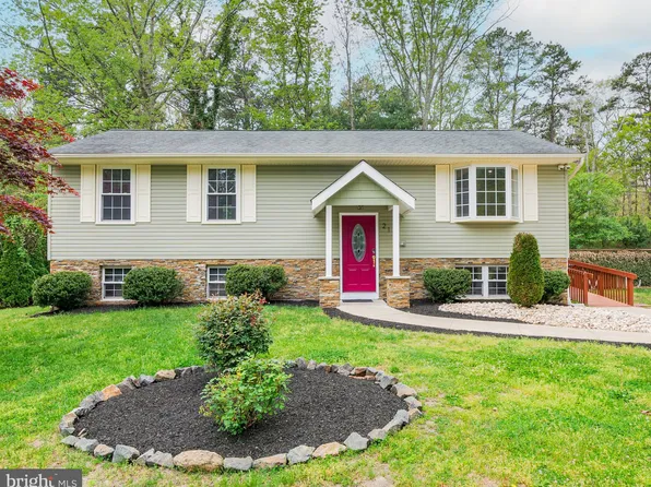 21 Debras Ln, Sicklerville, NJ 08081