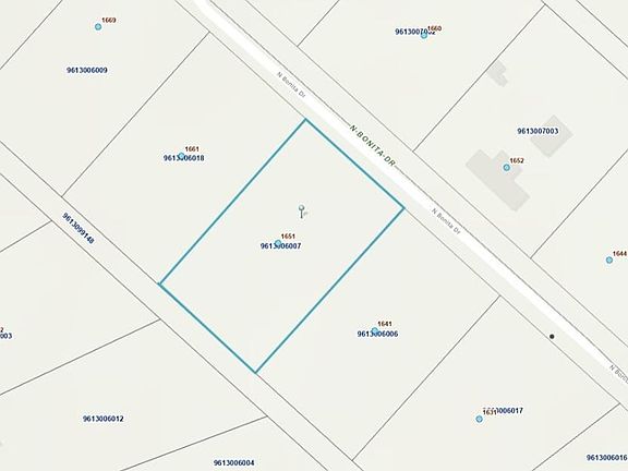 5th image of 1651 N Bonita Dr