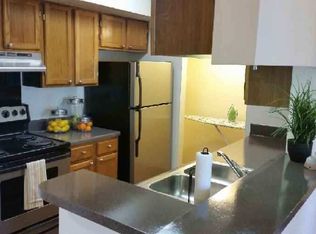 136 N Walnut Cir APT C, Greensboro, NC 27409