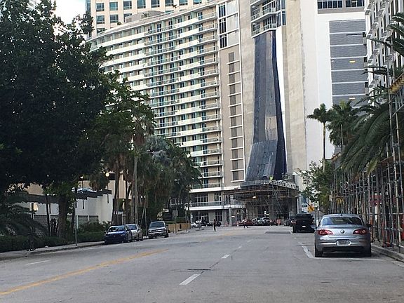 5th image of 905 Brickell Bay Dr APT 1721