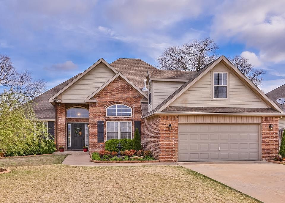 1st image of 803 Maci Ct