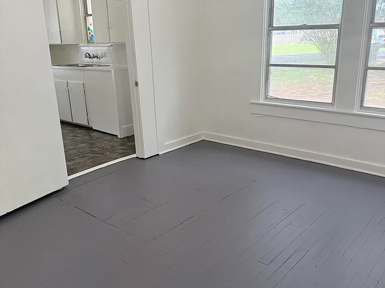 1006 Depot St — Photo 18