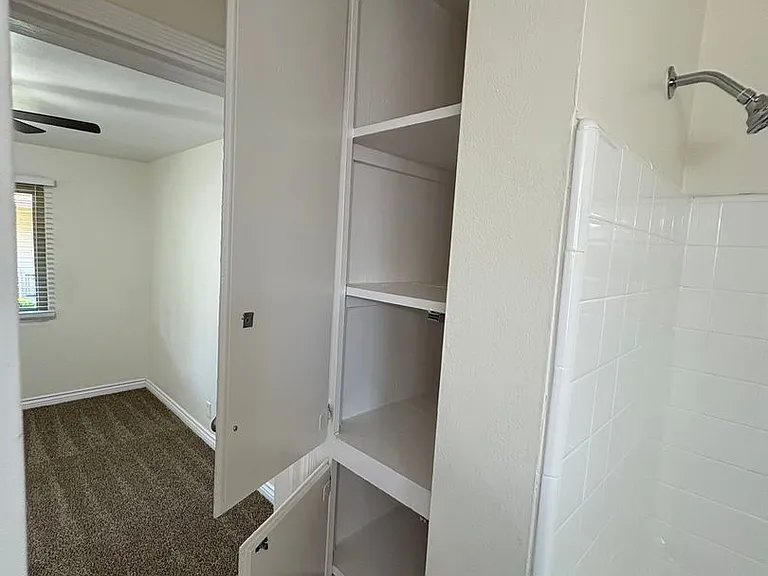 Greenranch Apartments — Photo 26