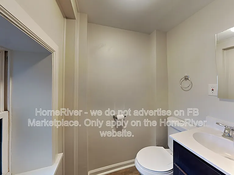 1107 N 2nd St #4 — Photo 7