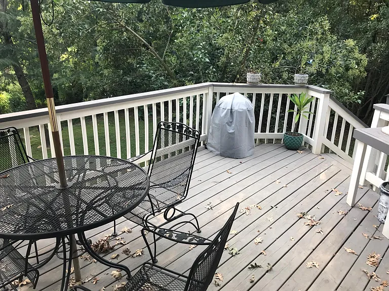 6105 Trinity Rd — Photo 21