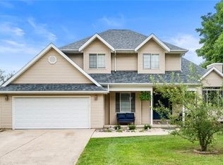 4016 W Petty Rd, Muncie, IN 47304