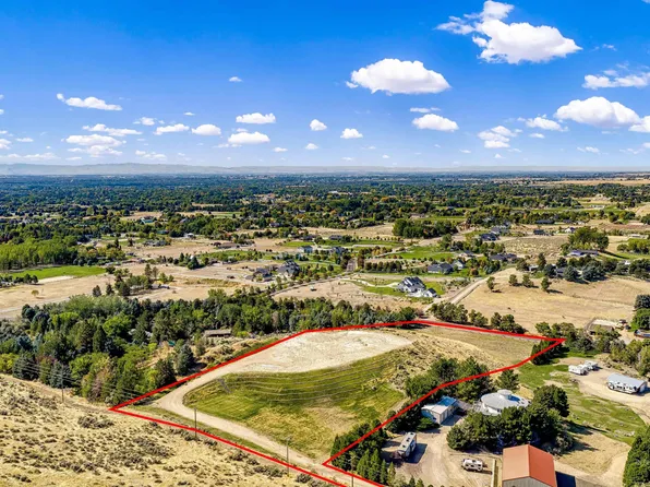 4444 N Willow Creek Rd, Eagle, ID 83616