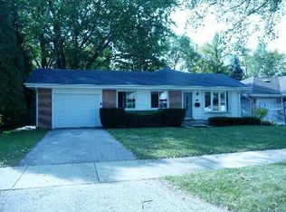 1983 Big Oak Ln, Northbrook, IL 60062
