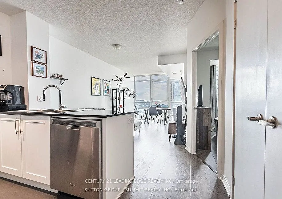 4070 Confederation Pkwy #4101