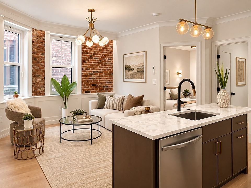 1st image of 75 Lubec St #2