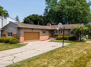 1216 Shaffer Ct, Lansing, MI 48917