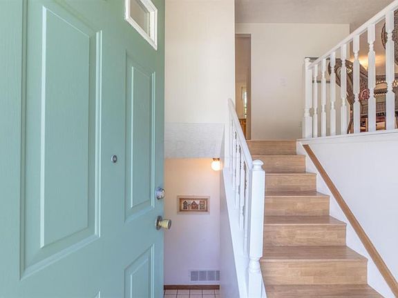 4th image of 8213 Priestley Dr